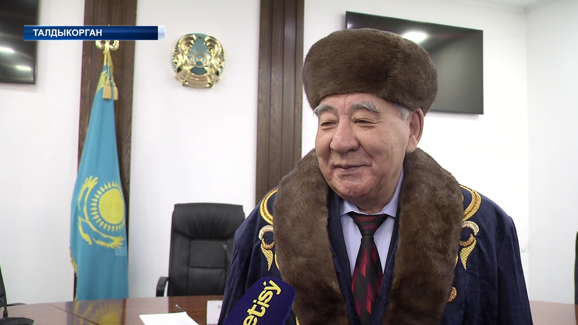 Глава региона поздравил с юбилеем председателя Алматинского областного Совета ветеранов Ермека Келемсеита с 70-летием