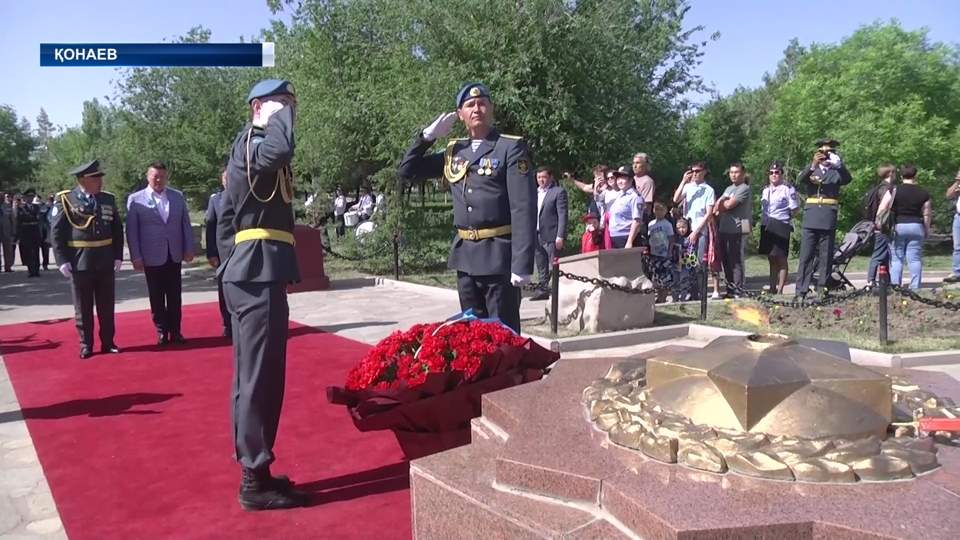 Қонаев горнизонының әскерилері соғыс ардагерлерін Жеңіс мерекесімен құттықтады