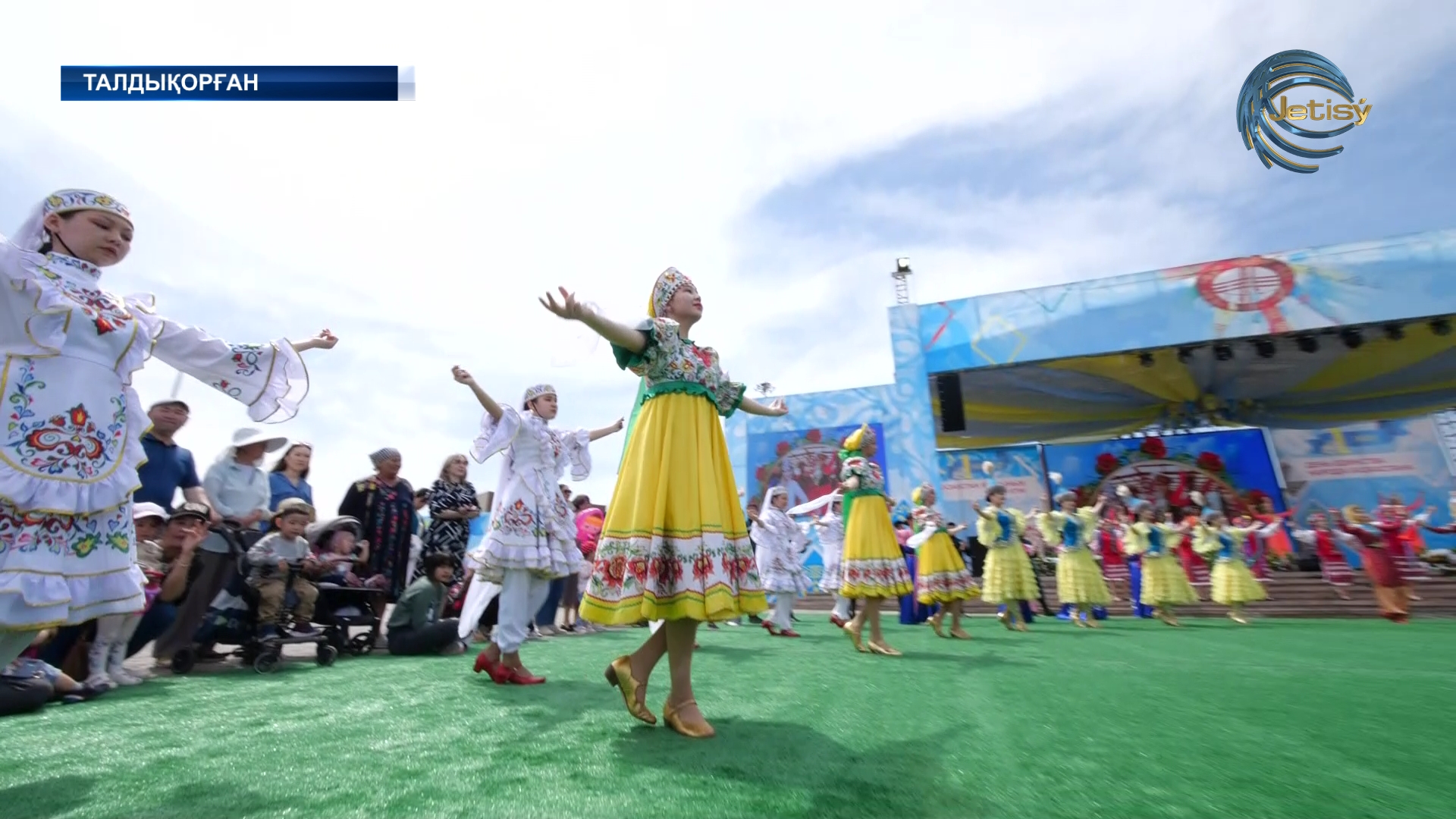 Талдықорғанда түрлі ұлт өкілдері бірлік күнін тойлады