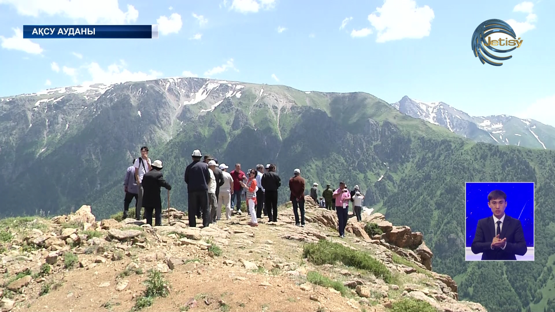 Ақсу ауданында бабалар басына белгі тас қойылды