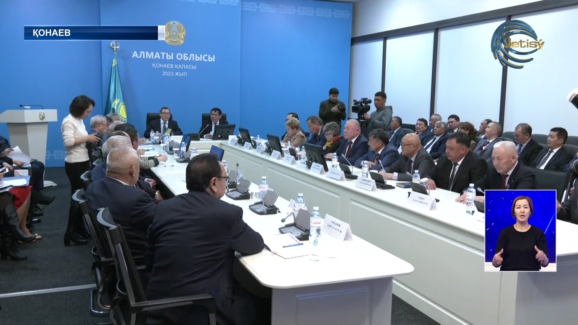 Марат Сұлтанғазиев қоғамдық кеңес мүшелерімен кездесті