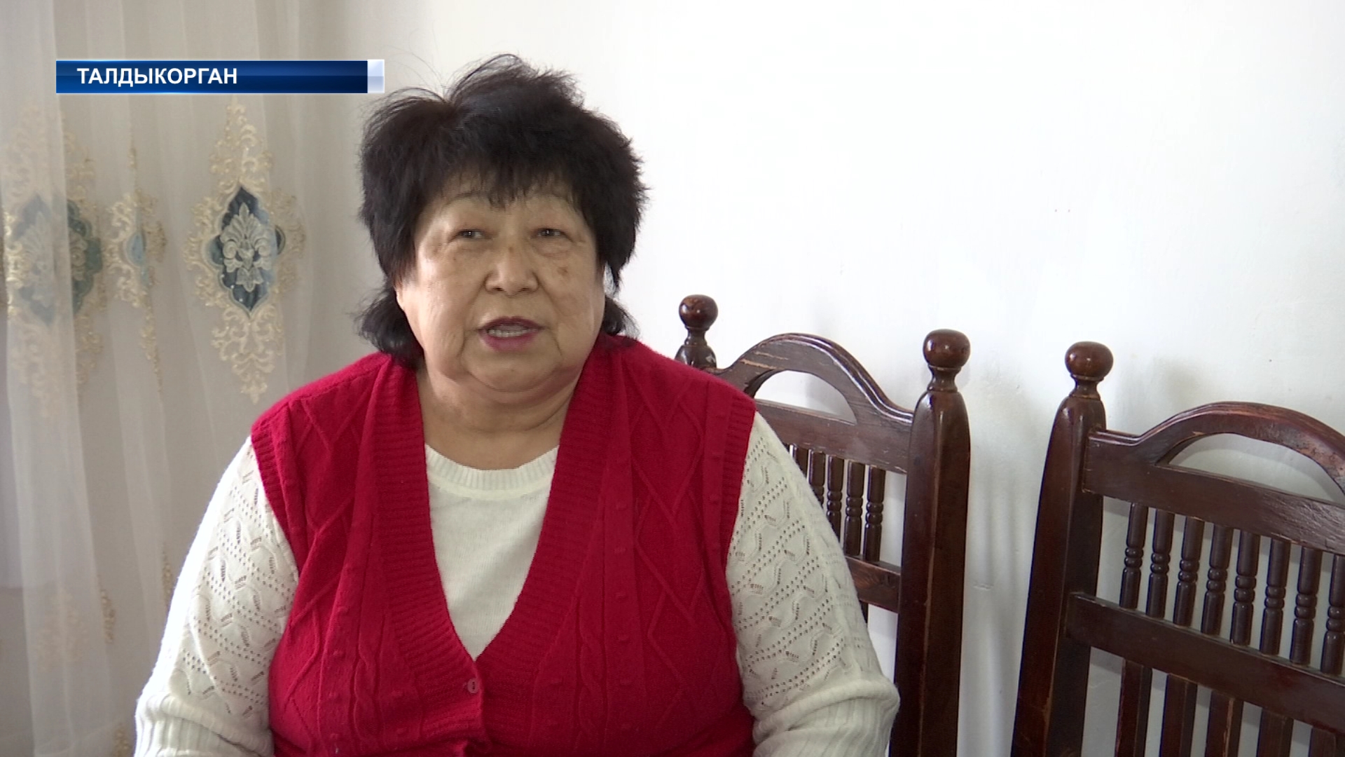 В преддверии весеннего праздника несколько талдыкорганских семей наконец получили долгожданные документы от квартир