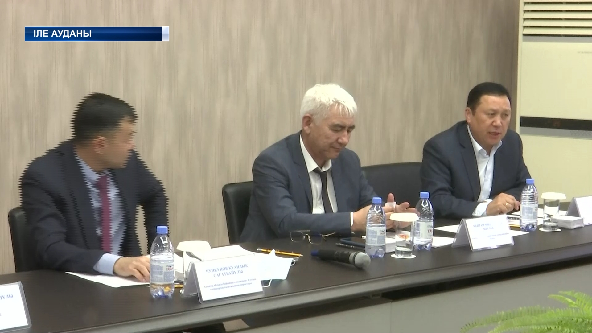 Мемлекеттік қызметкерлер өз міндетін мүлтіксіз атқаруы тиіс