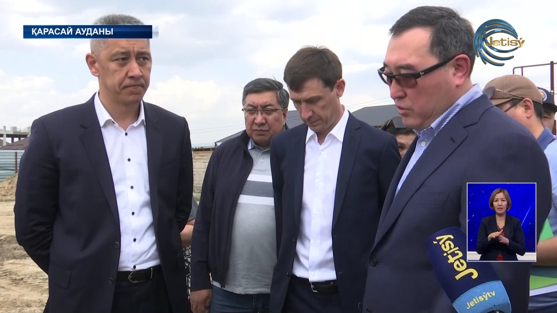 М.Сұлтанғазиев Қарасай ауданындағы құрылыс нысандарын аралады
