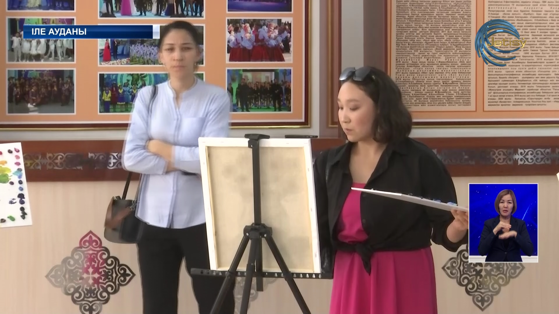 Суретші Айсұлу Үсентаеваның шығармашылық көрмесі өтті