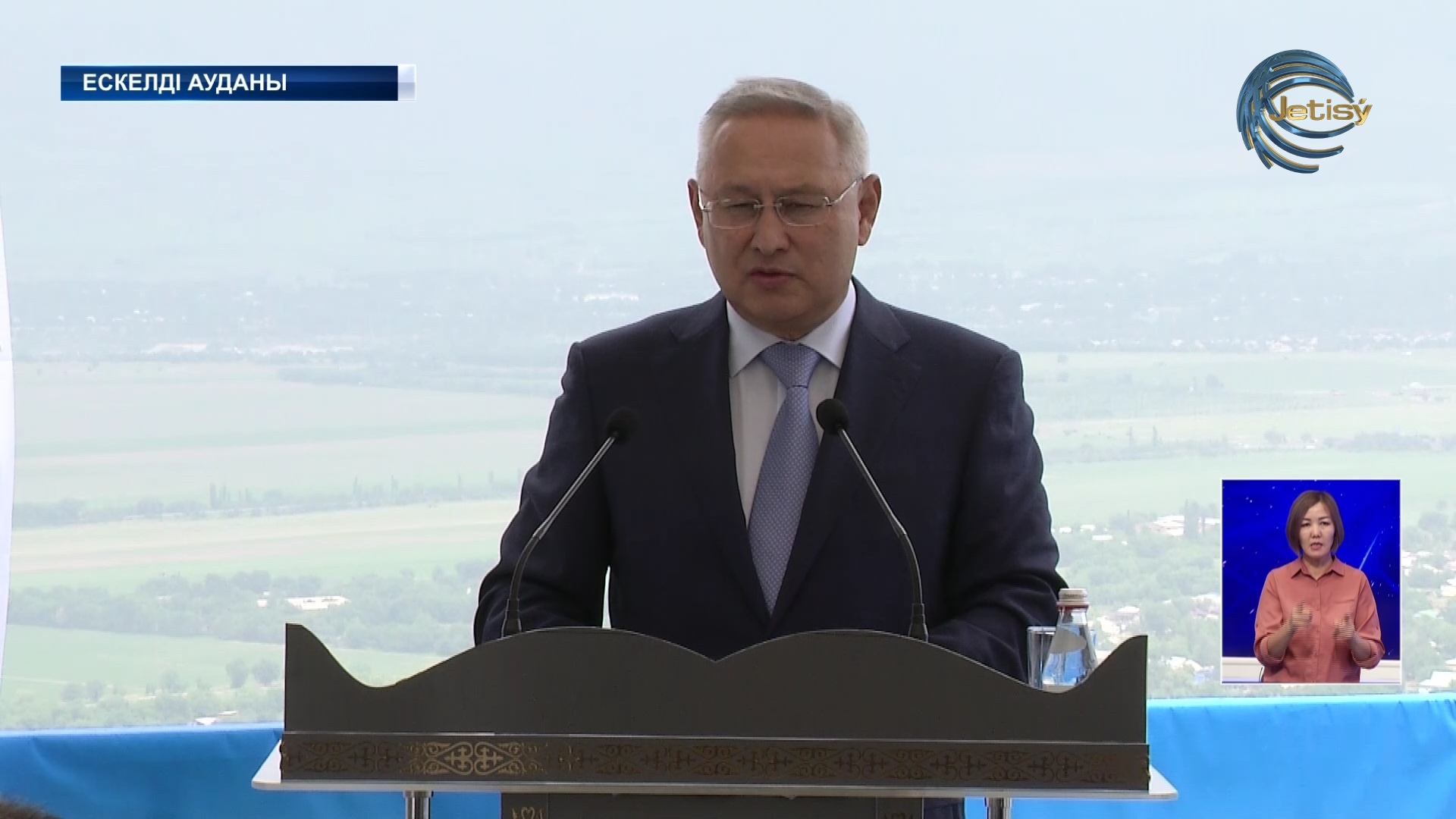 Бейбіт Исабаев журналистердің сауалына жауап берді