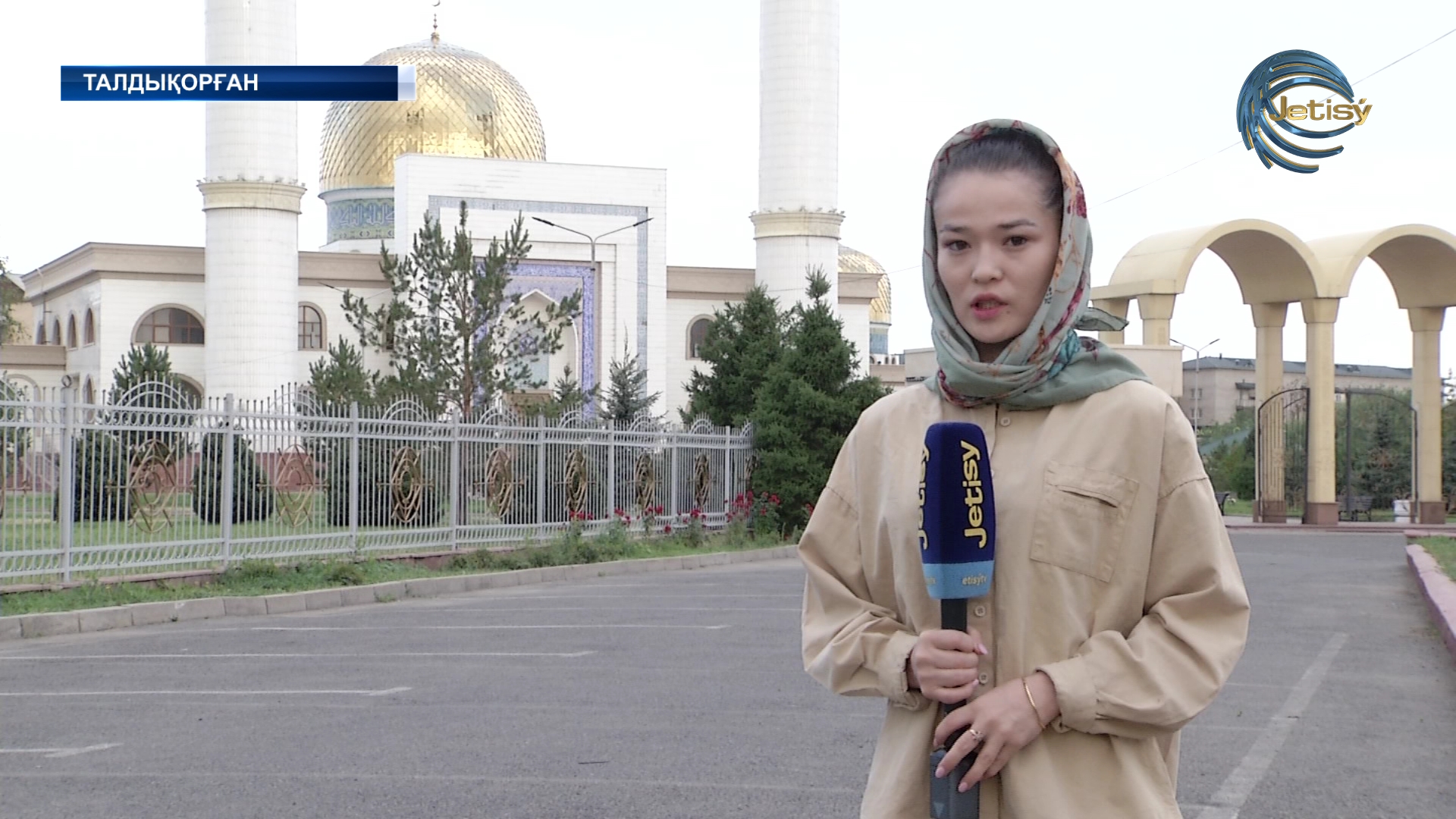 Құрбан айтты асыға күткен Талдықорғандықтар орталық мешітке жиналды