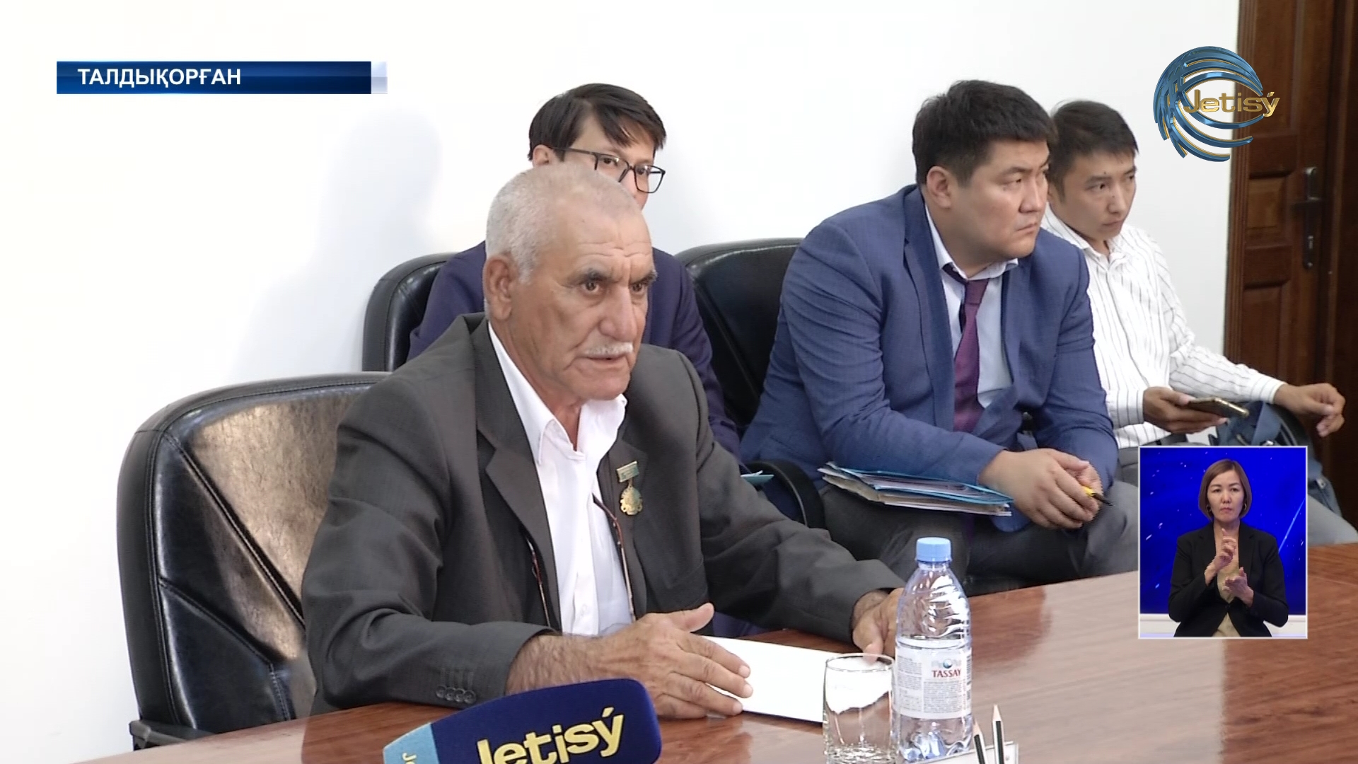 Жетісу облысының әкімі Бейбіт Исабаев азаматтарды жеке мәселелері бойынша қабылдады