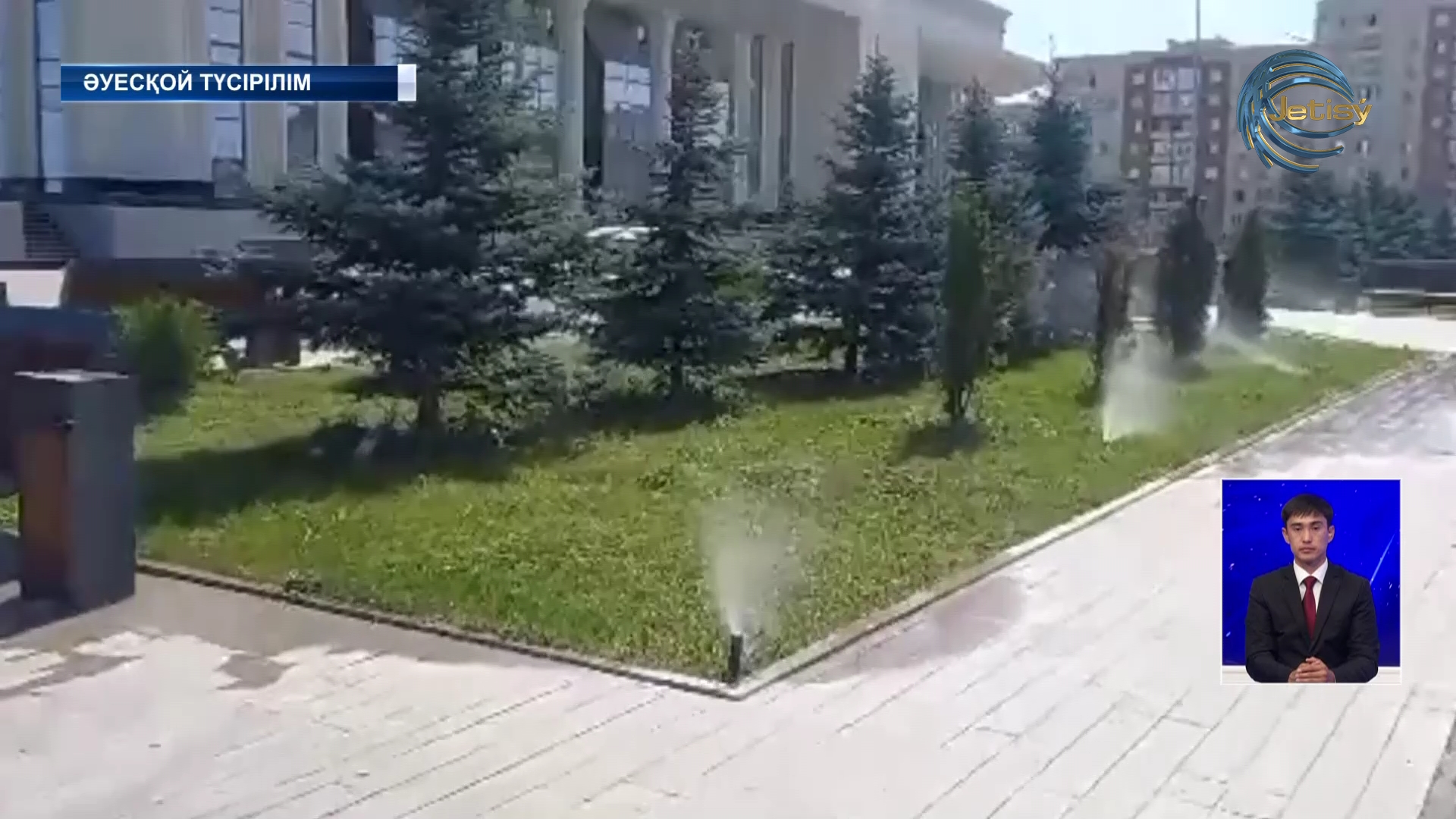 Талдықорғанда жасыл желектерді суару күшейтілген тәртіппен жүріп жатыр