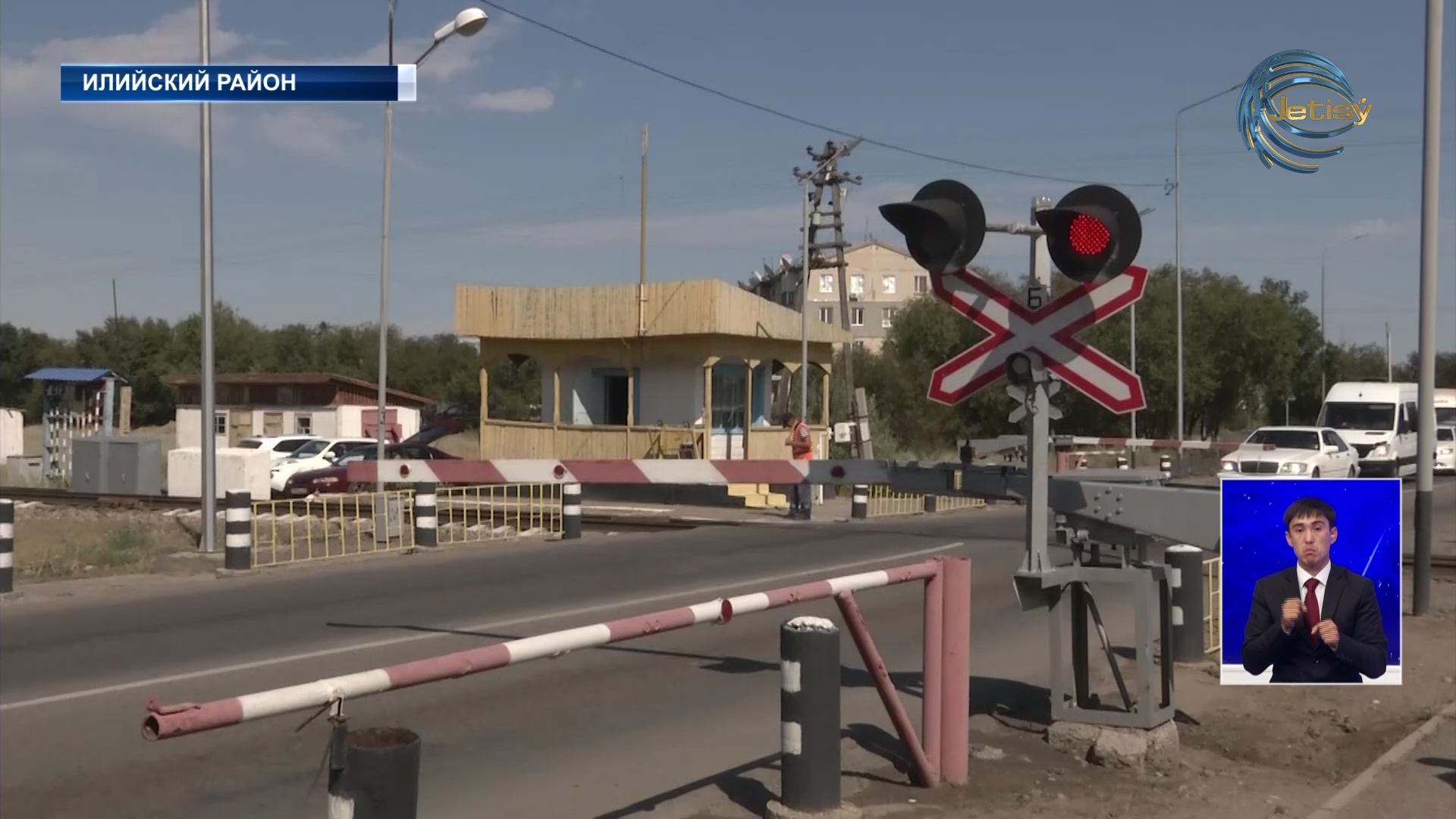 Три человека погибли, шестеро, попав под колеса поезда