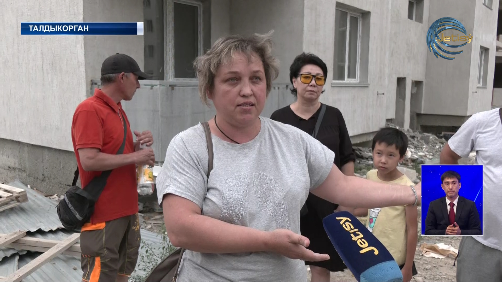 Строителям не платят уже 2 месяца