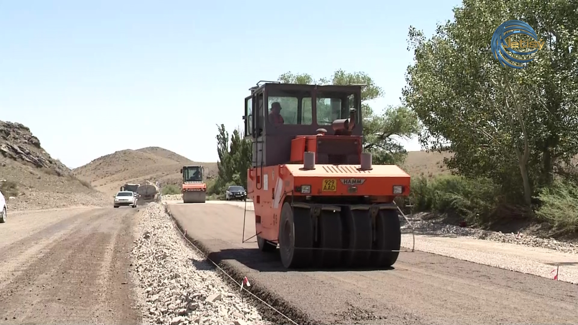 Депутаттар Сарыөзек-Көктал автожолының жөндеу жұмысымен танысты