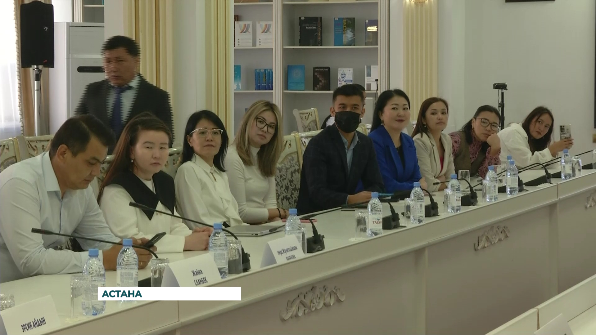 Бүгін Мәжілісте масс-медиа туралы заң жобасы талқылануда