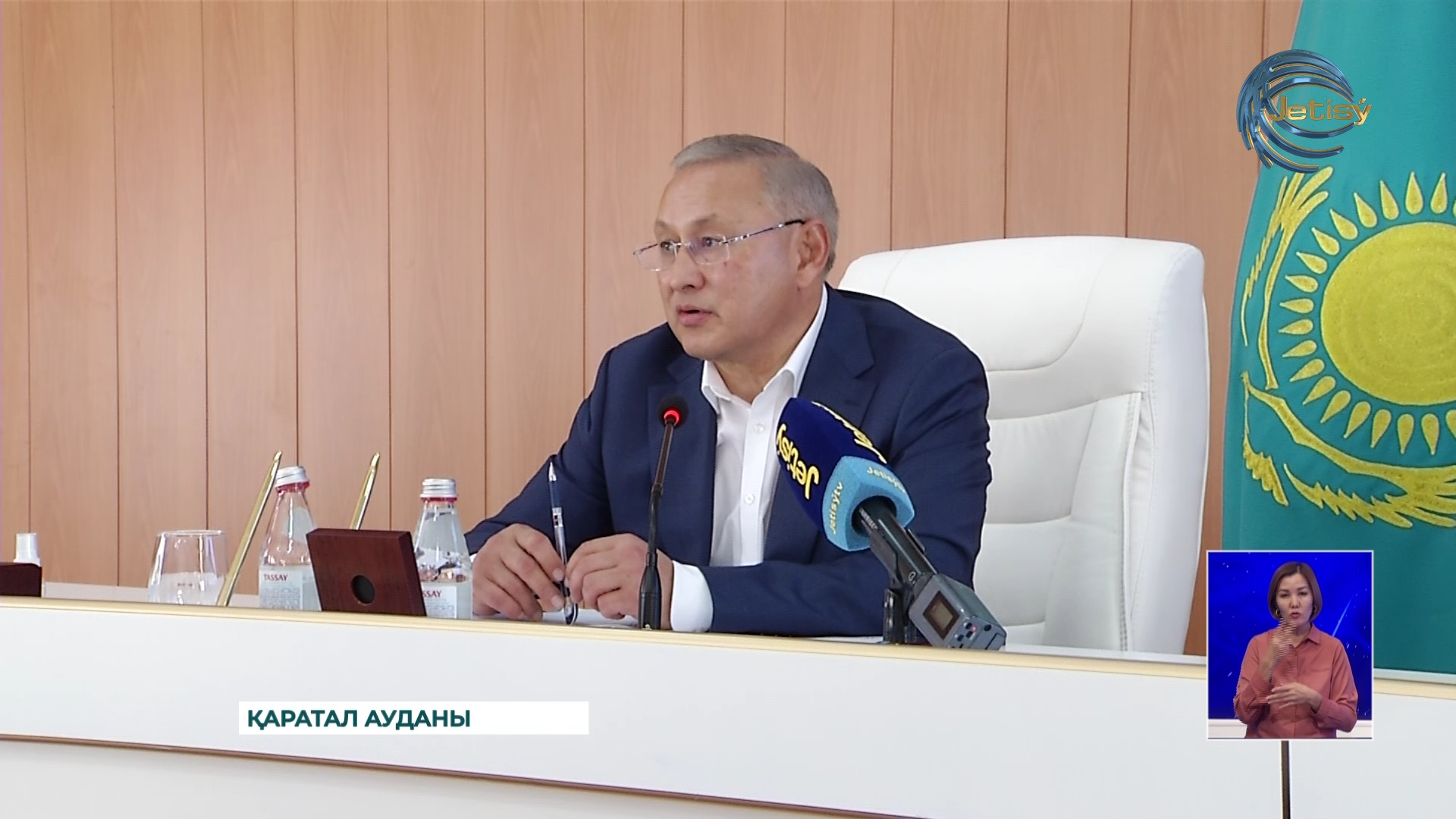 Жетісу облысының әкімі Қаратал тұрғындарымен кездесті