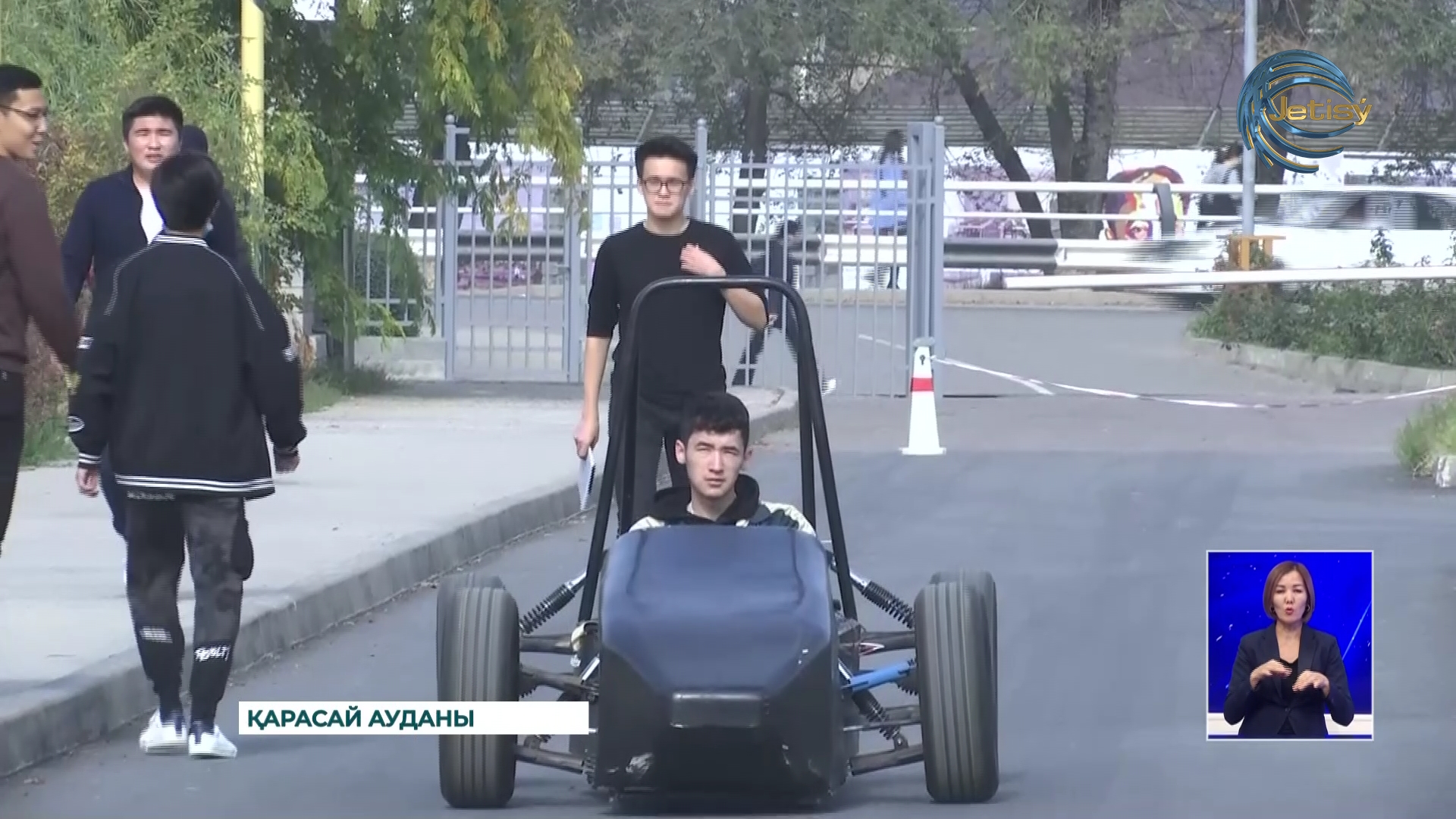 Қарасайлық студенттер жанармайсыз жүретін автокөлік құрастырды