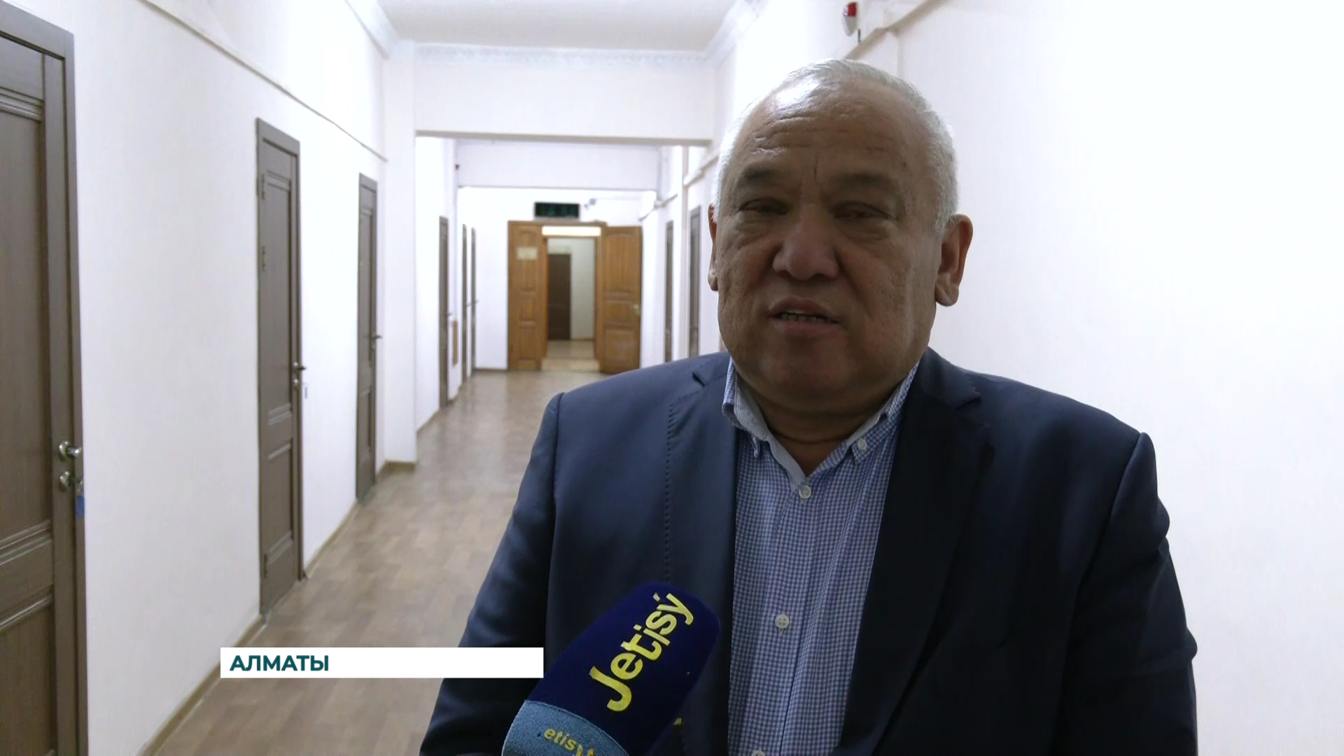 Жол активтері ұлттық сапа орталығы жол сапасына қатысты сын жазып, мәселені көтеріп жүрген журналист, блогерлерді марапаттады