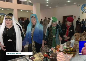 Достық үйінің 15 жылдығы аталып өтті