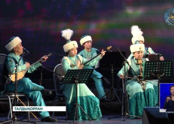 «Жетісу сазы» фольклорлы-этнографиялық ансамбльдерінің фестивалі басталды