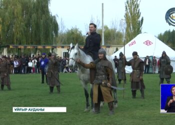 Әйгілі Қарадала шайқасының қойылымы көрсетілді