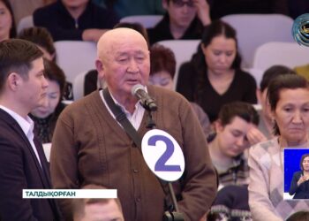 Облыс әкімі талдықорғандықтардың мәселесін тыңдады