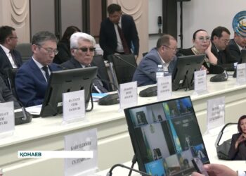 Туысқанын жұмысқа алып, 14 миллион теңгені өз пайдасына жаратқан