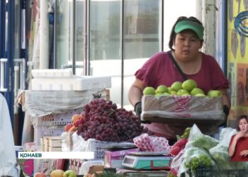 Қонаев қаласында жабайы сауда қызып тұр