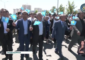 Талдықорғанда 500-ге жуық тұрғын патриоттық шеруге қатысты