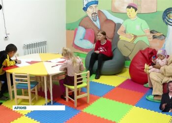 Разработано несколько государственных программ по трудоустройству юношей и девушек