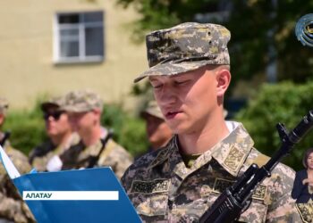 Призывники подразделения войск Сил воздушной обороны, приняли Военную присягу