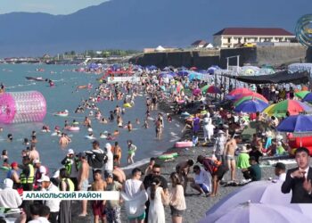 Озера Алаколь привлекает всё больше туристов и требует активного развития инфраструктуры