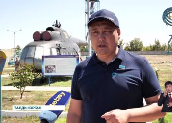 Депутаты ознакомились с вооружением и военной техникой