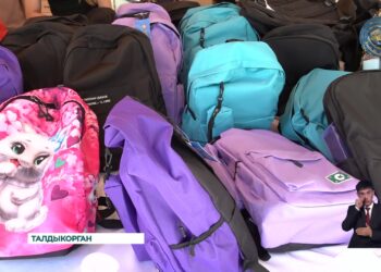 Сколько денег нужно, чтобы подготовить ребенка к школе?