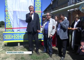 В 2-х селах Илийского района установлены новые стелы на въезде в населенные пункты