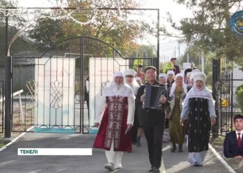 Тұрғындар референдумда дауыс беруге асықты