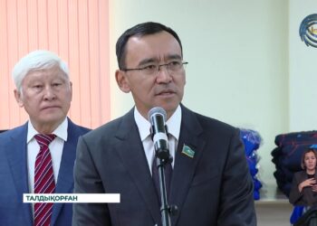 Мәулен Әшімбаев Жетісу жұртшылығын референдумға белсенді қатысуға шақырды