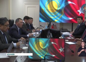 Марат Сұлтанғазиев Түркия елшісімен кездесті