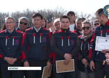 В микрорайоне Енбекши города Алатау введена в эксплуатацию школа на 600 мест