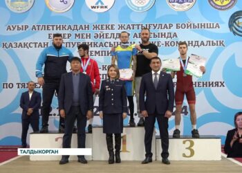 В Талдыкоргане стартовал чемпионат Казахстана по тяжелой атлетике среди мужчин и женщин