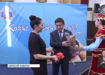 Қарасай ауданында осал топтағы 18 отбасына баспана кілті табыс етілді