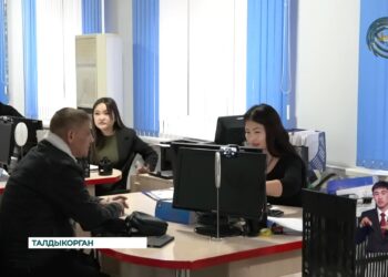 Граждане обязаны подать декларацию о своем имуществе и доходах в установленный срок