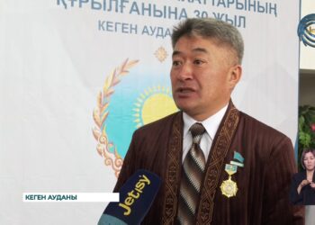 Биыл елде мәслихаттардың 30 жылдық мерекесі әр өңірде аталып өтіп жатыр