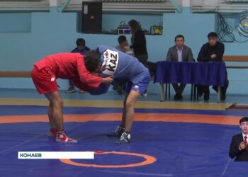 В Конаеве прошел областной чемпионат по самбо среди мужчин