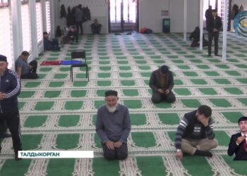 В мечетях области Жетысу наблюдается дефицит имамов с высшим религиозным образованием