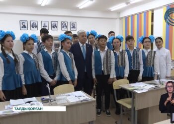 Президент Ынтымақ ауылындағы №30 мектепке барды