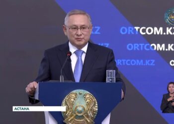 Жетісу облысының әкімі Орталық коммуникациялар қызметі алаңында баспасөз брифингін өткізді