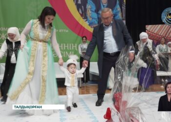 Жетісу облысында бір мезгілде 336 баланың тұсауы кесілді