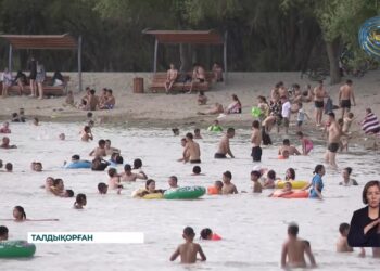 Талдықорғандағы жалғыз жағажай жазда демалушылар үшін таптырмас орын