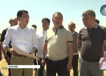 Марат Сұлтанғазиев Қонаев қаласындағы құрылыс алаңдарын аралады