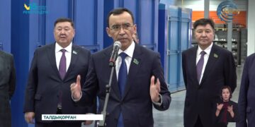 Жетісудың даму қарқыны: Мәулен Әшімбаев өңірдегі кәсіпорындарды аралады