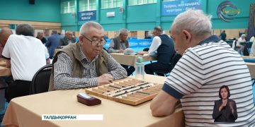 Талдықорғанда ардагерлер арасында тоғызқұмалақтан Қазақстан чемпионаты басталды